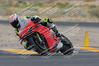media/Mar-20-2023-Moto Forza (Mon) [[d0bbc59e78]]/1-A Group (Green)/Session 5 (Turn 4)/